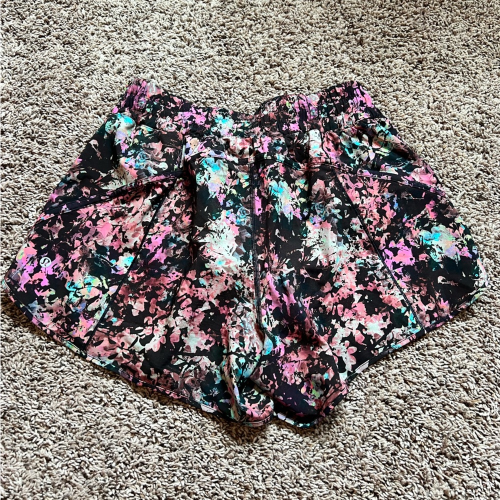 Lululemon Track That 5 inch short